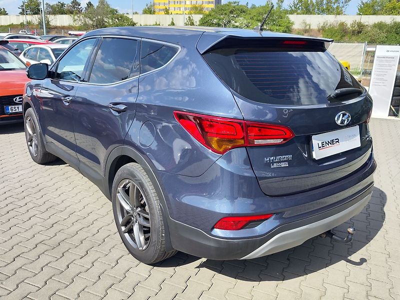 Hyundai Santa Fe 2.4 GDi/138kW Confidence 4x4 - fotka 7 z 31