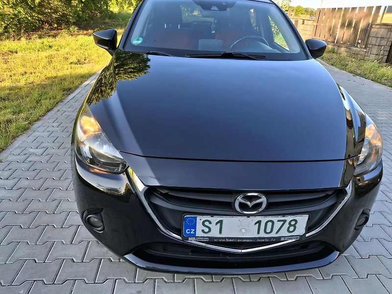 Mazda 2 1.5 benzin  - fotka 4 z 41