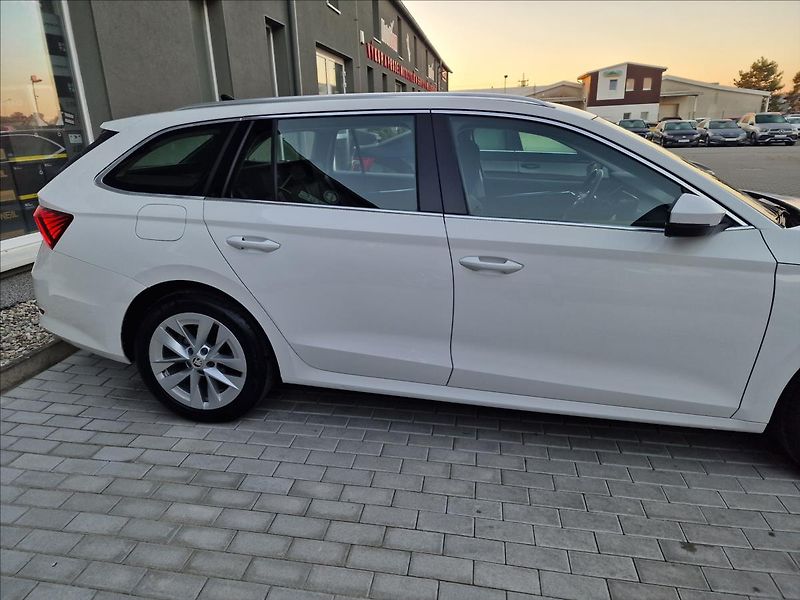 Škoda Octavia 1.0TSI 81kW Style Combi,1.Maj - fotka 43 z 50