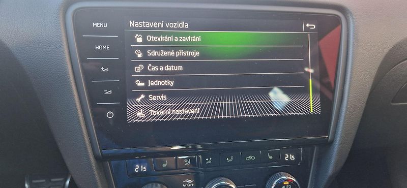 Škoda Octavia (2018) 2.0 TSI RS DSG 245 - fotka 34 z 47