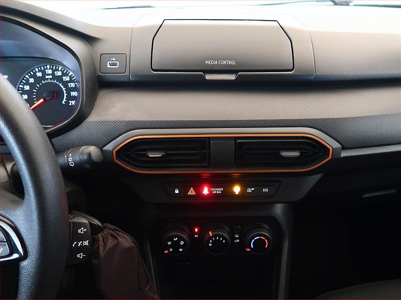 Dacia Sandero (2021) Stepway 1.0 TCe, Tempomat - fotka 12 z 13