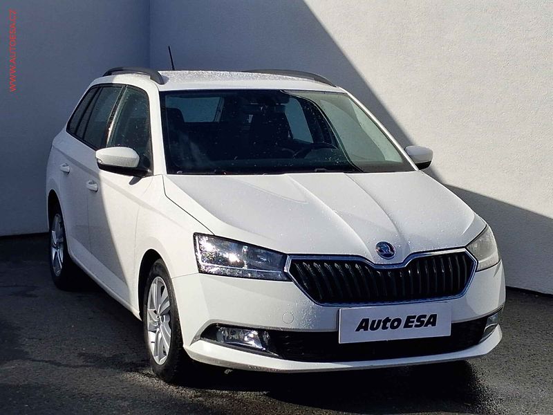 Škoda Fabia (2022) 1.0 TSi, 2.maj,ČR, Ambition - fotografie inzerátu