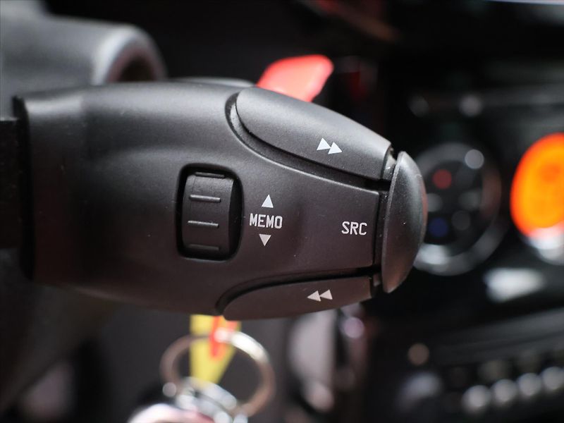 Citroën DS3 1,6 VTi 88 kW Aut. klima - fotka 19 z 31