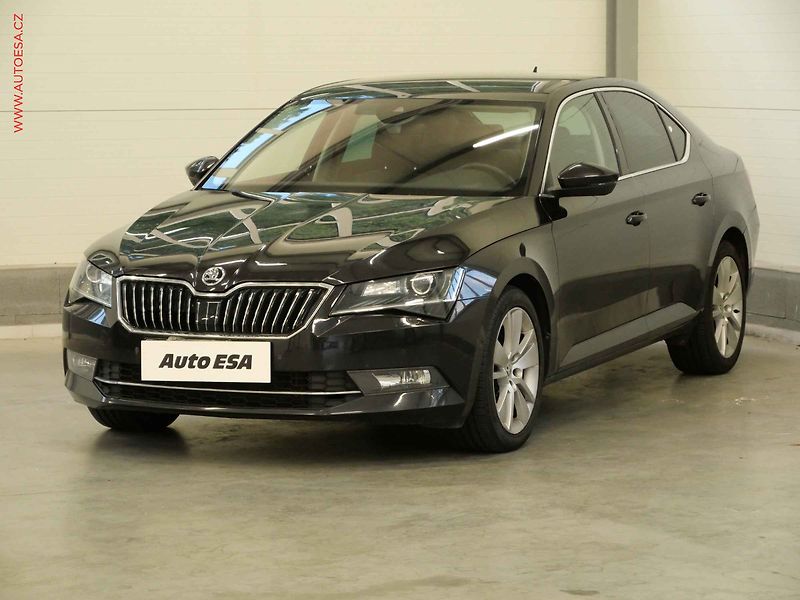 Škoda Superb (2019) 2.0TDi 4x4, 2.maj,ČR, Style - fotka 3 z 21