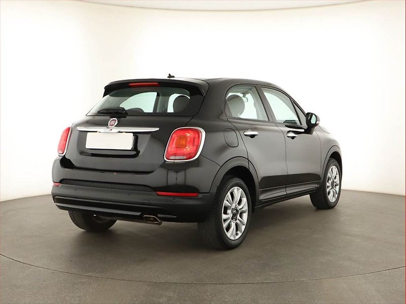Fiat 500X (2018) 1.6 E.torQ, Navi, Tempomat - fotka 5 z 13