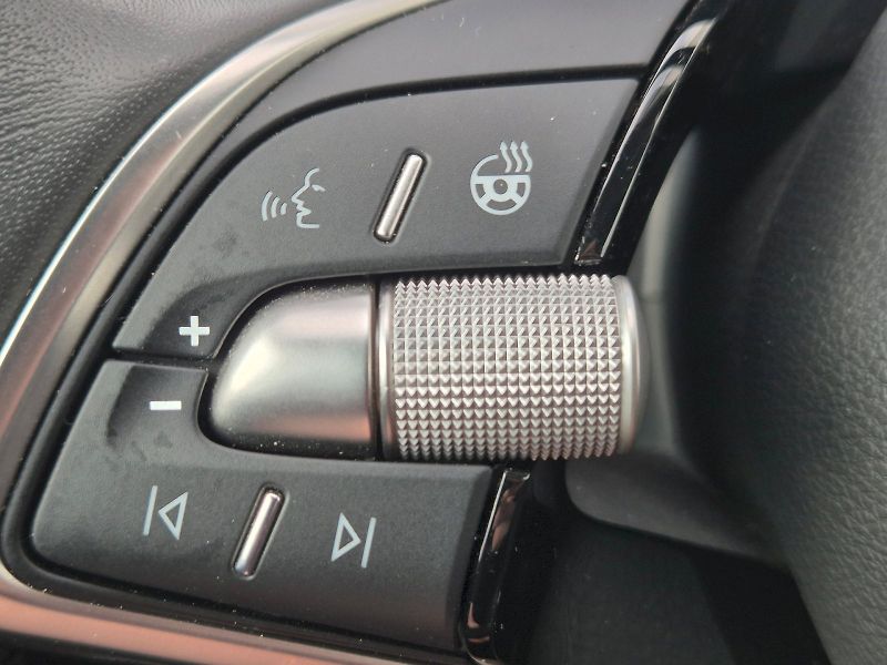 Škoda Karoq (2024) Top Selection 1.5 TSI 110 kW 7 - fotka 28 z 35