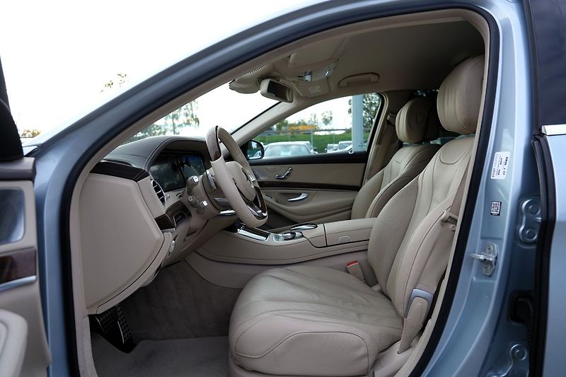 Mercedes-Benz Třídy S 350d Long 4Matic/AMG/ČR/DPH - fotka 22 z 41