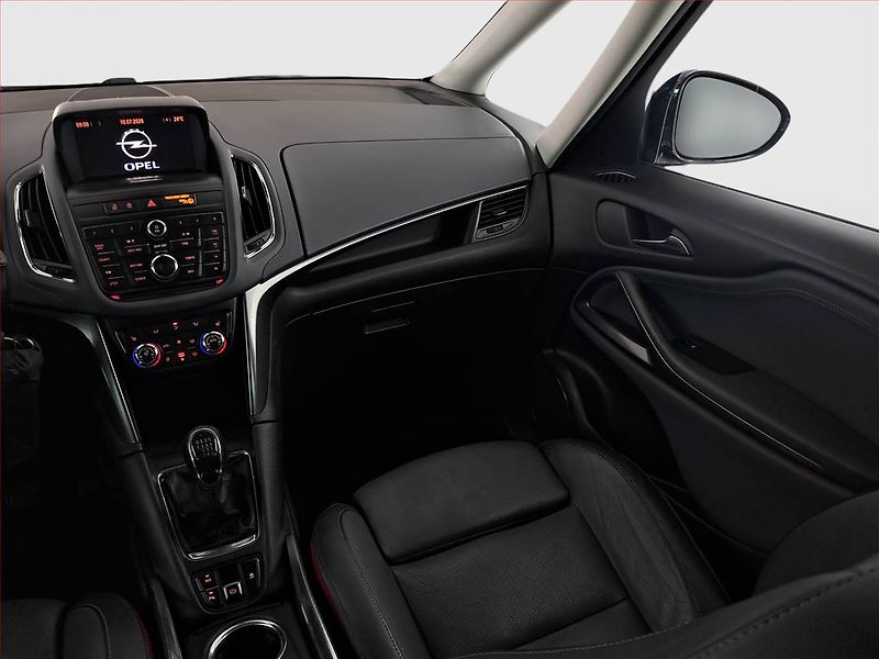 Opel Zafira (2012) Cosmo 2.0 CDTI, Navi, Xenony - fotka 8 z 17
