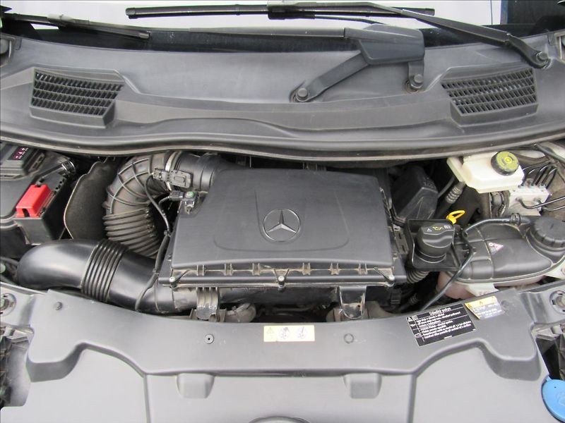 Mercedes-Benz Třídy V 2,1 V250 Avantgarde Long Autom - fotka 35 z 35