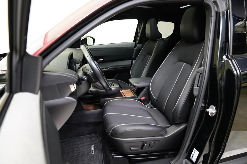 Mazda MX-30 - fotka 11 z 25