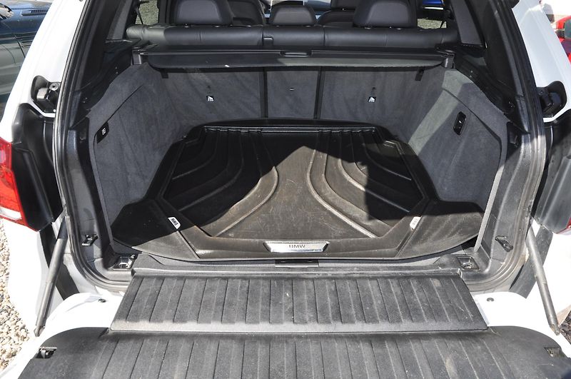 BMW X5 xDrive 40d 230kW M-Paket - fotka 10 z 33