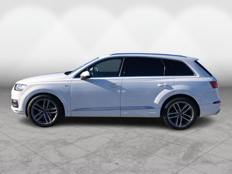 Audi Q7 3.0TDi S-LINE - fotka 3 z 30