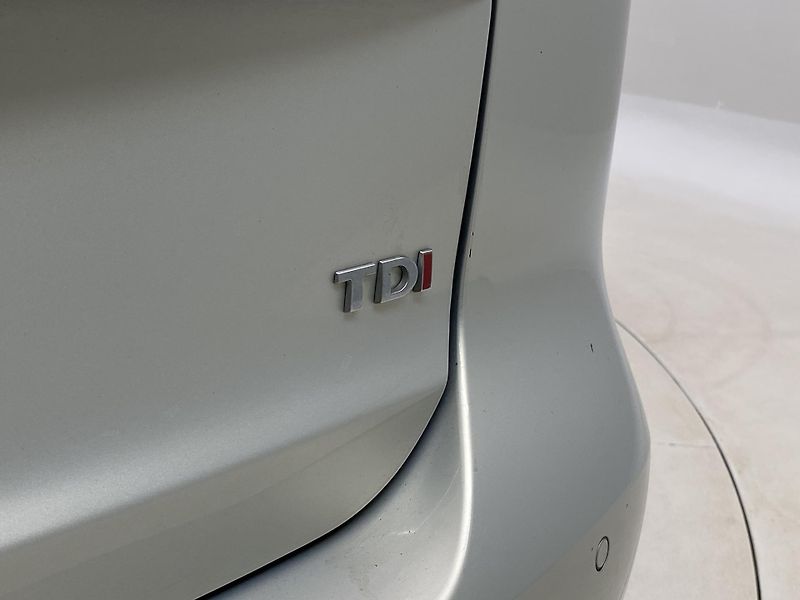 Volkswagen Touran 1.6TDI 77kW  - fotka 30 z 30
