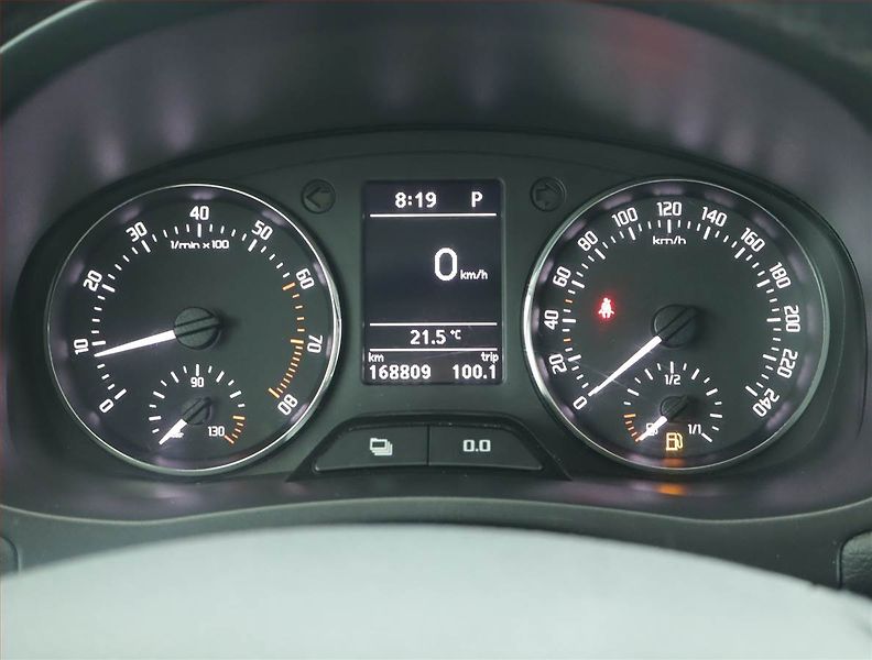 Škoda Fabia (2012) 1.2 TSI, Automat, Serv.kniha - fotka 11 z 16