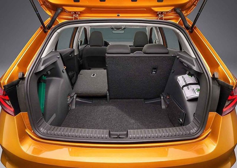 Škoda Fabia také slaví 130 let značky.