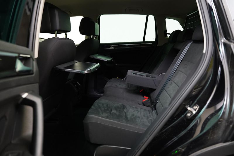 Volkswagen Tiguan - fotka 24 z 26