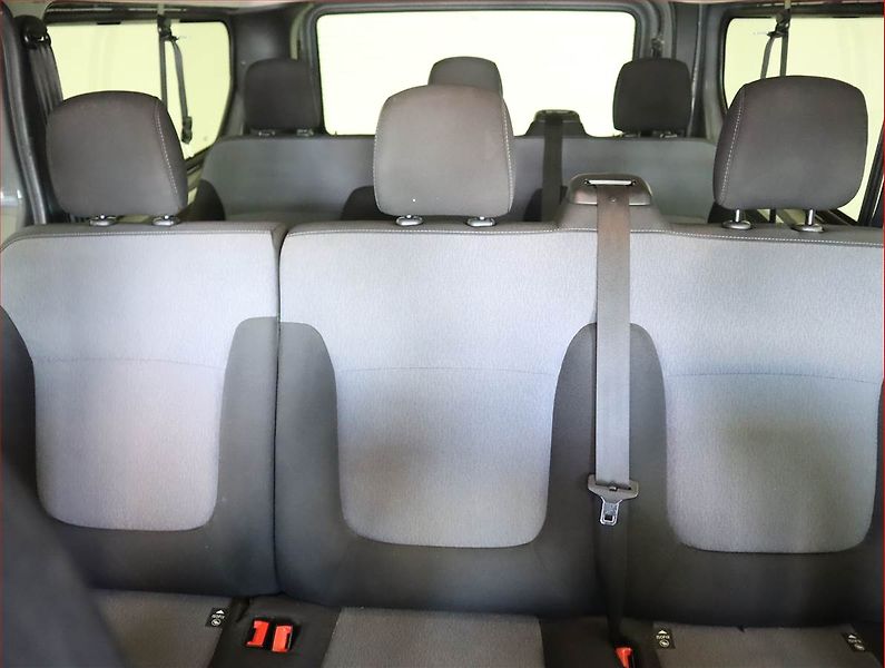 Opel Vivaro (2019) 1.6 BiCDTI, Bus, 9Míst - fotka 10 z 19