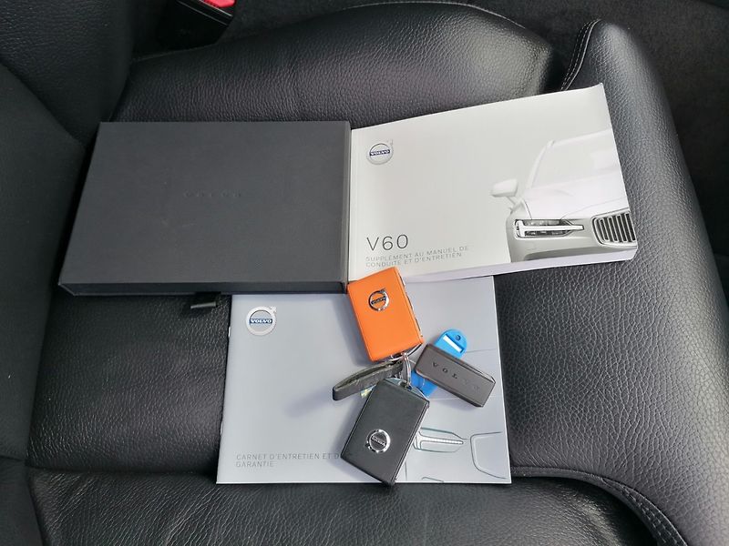 Volvo V60 (2021) 2.0 B3 MHEV A/T 120kW - fotka 36 z 36