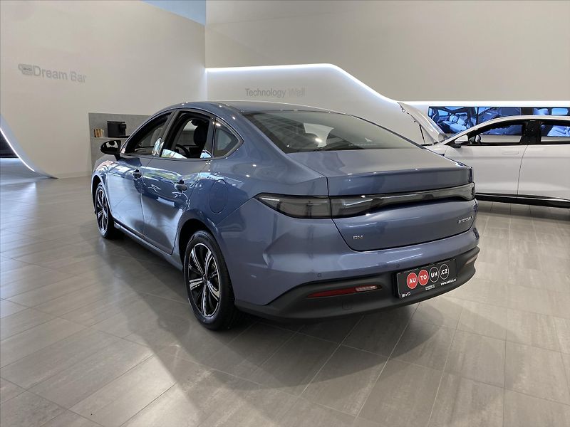 BYD Seal 5 DM-i (2025) 156 Kw Comfort - fotka 4 z 9