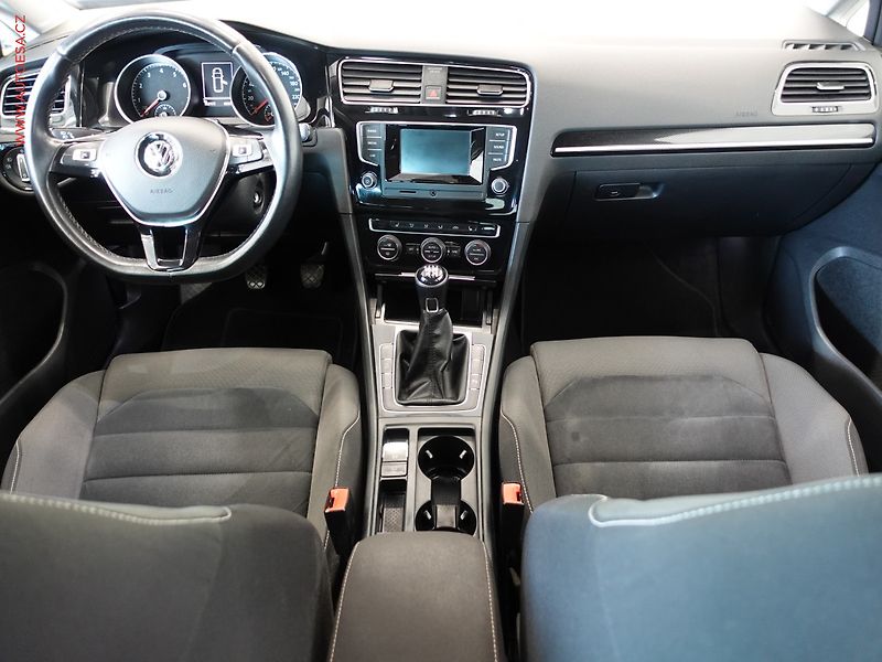 Volkswagen Golf (2013) 1.4TSI, Klima - fotka 8 z 20