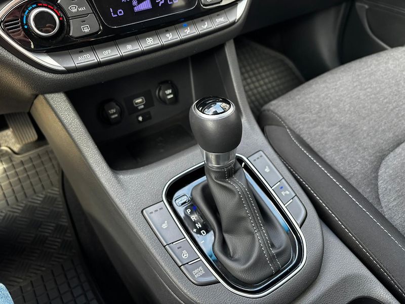 Hyundai i30 - fotka 12 z 16