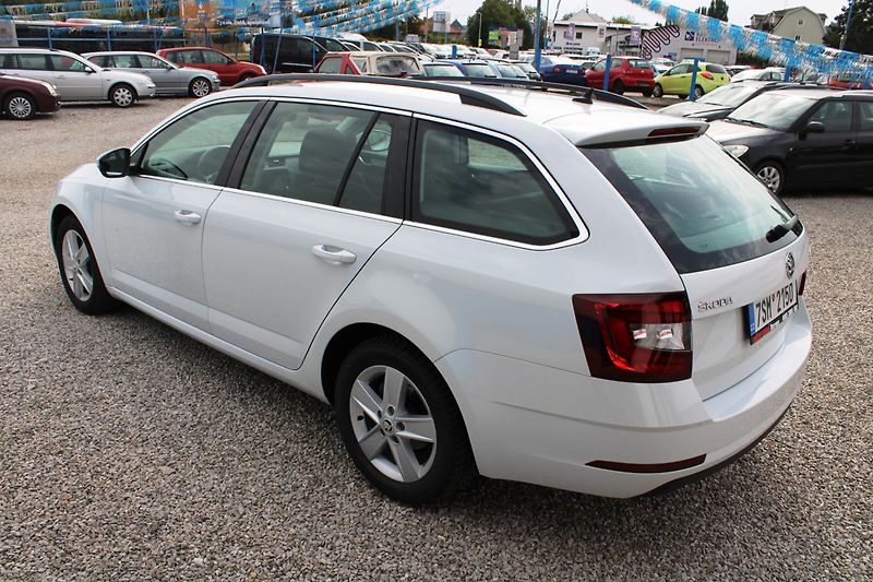 Škoda Octavia (2020) 2,0TDI KLIMA LED NAVI TEMPOMAT - fotka 5 z 16