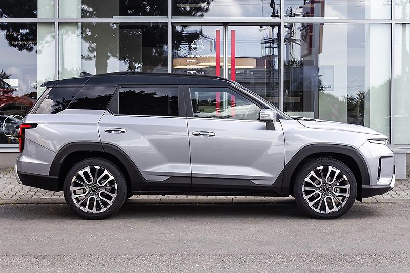 SsangYong Torres (2025) 1,5 GDI 4WD AT PREMIUM 5el.dve - fotka 4 z 22