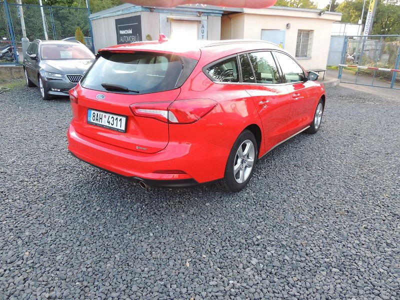 Ford Focus (2020) Combi 1.0i,92kw,ČR,1.majitel - fotka 5 z 40
