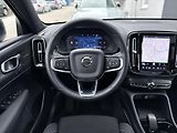 Volvo XC40 B4 FWD // ULTRA // REZERVACE - náhled 21