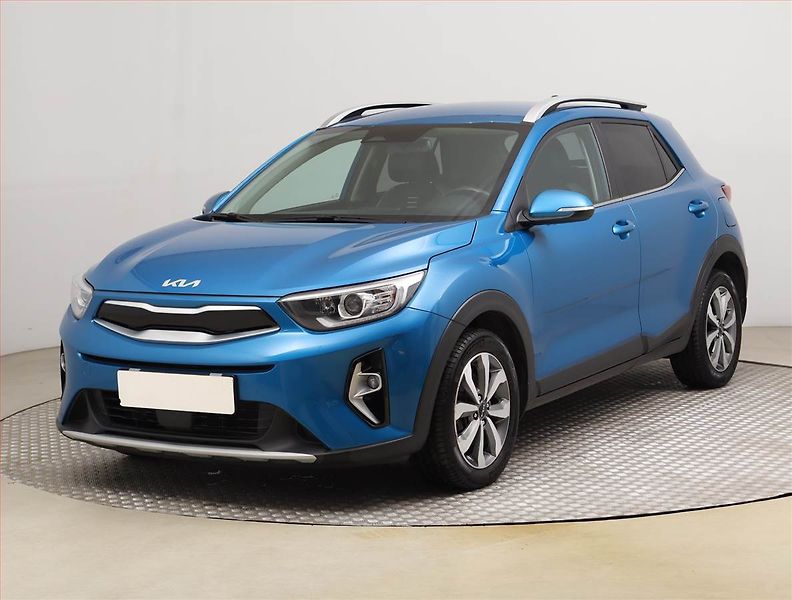Kia Stonic (2023) 1.2 DPI, Serv.kniha, Kůže - fotka 2 z 20