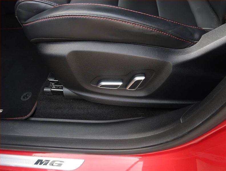 MG HS (2023) Excite 1.5 TGI - fotka 22 z 28