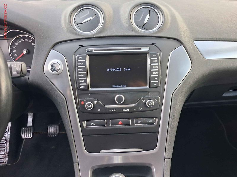 Ford Mondeo (2014) 2.0TDCi, 2.maj,ČR, Xenon - fotka 12 z 17