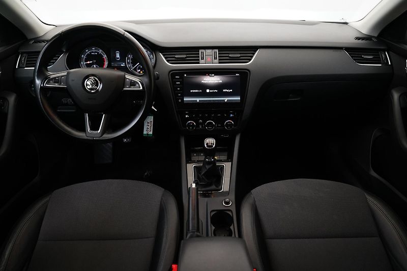 Škoda Octavia - fotka 5 z 27