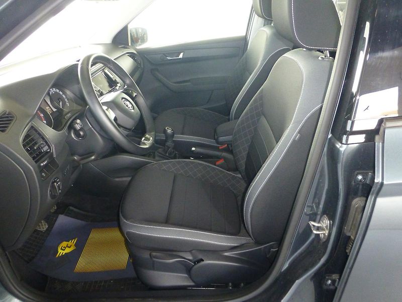 Škoda Fabia (2016) 1,2i-66KW*KLIMA**VYHŘ.SEDADLA* - fotka 10 z 23