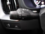 Volvo XC60 2,0 B4 145kW AWD Momentum CZ D - náhled 19