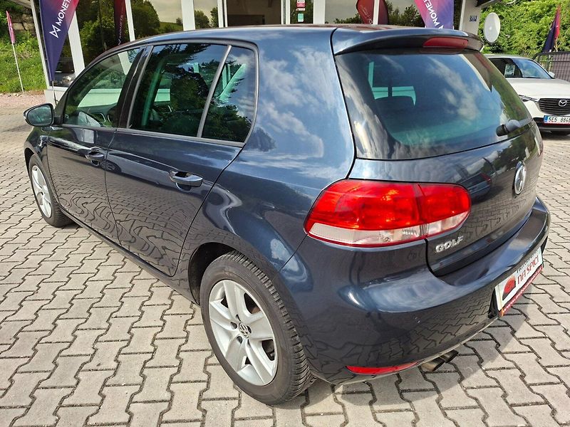 Volkswagen Golf (2009) 2.0TDI 103kW 4MOT -TAŽ.ZAŘ. - fotka 6 z 44