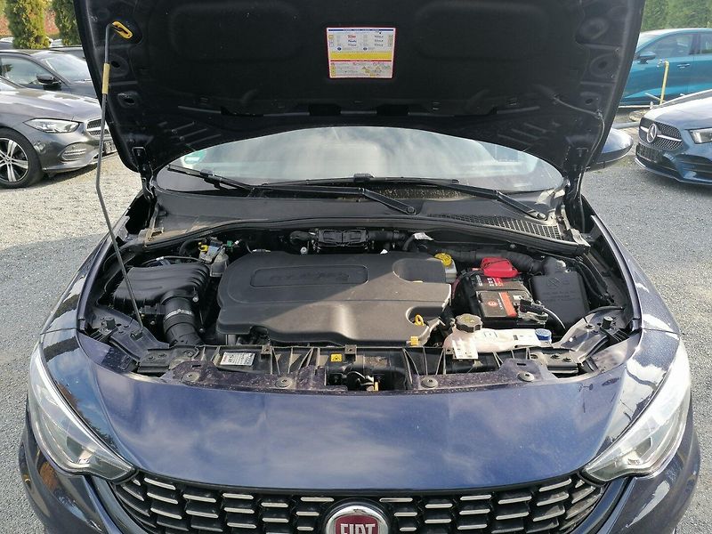 Fiat Tipo (2018) 1.6 JTD Navi,Kamera - fotka 21 z 21