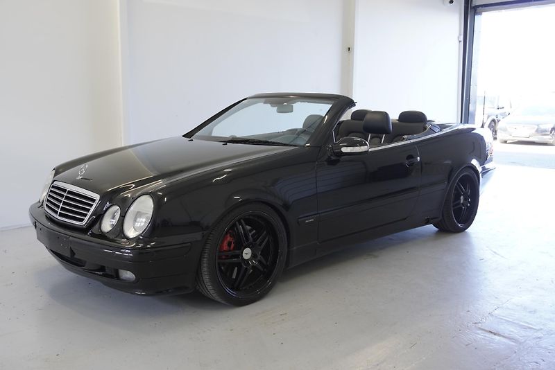 Mercedes-Benz CLK 4,3 AMG V8 AUTOMAT - fotka 1 z 28