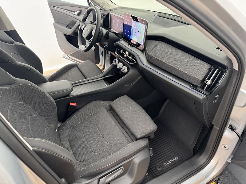 Škoda Kodiaq 1.5Tsi*150kw*Plug-In*CZ*1-MAJ* - fotka 18 z 44
