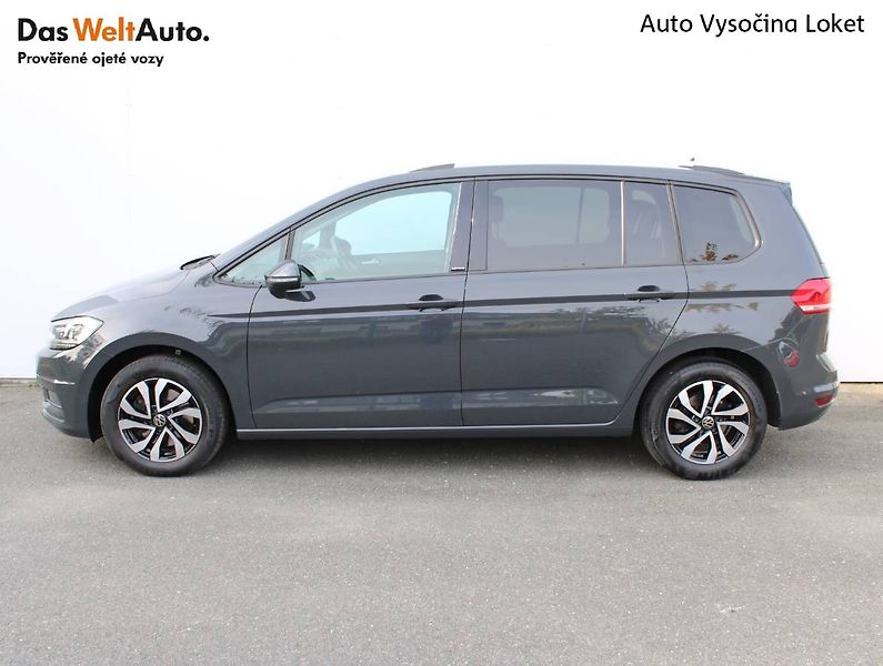 Volkswagen Touran (2023) 2.0 TDI 110kW DSG LED - fotka 3 z 34
