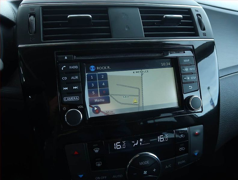 Nissan Pulsar (2015) 1.2 DIG-T, Automat, Tempomat - fotka 21 z 23