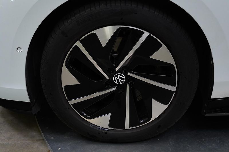 Volkswagen ID.7 - fotka 10 z 26