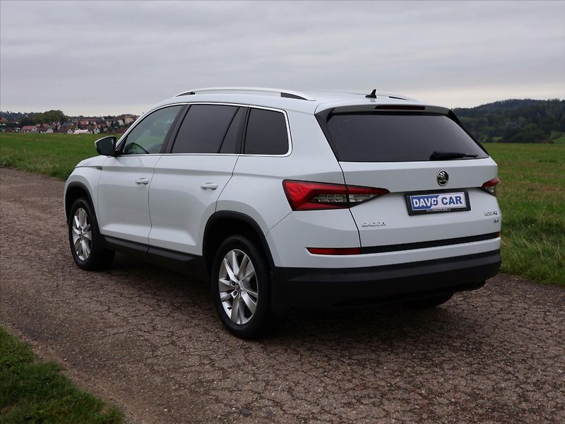 Škoda Kodiaq 2,0 TDI 140kW DSG 4x4 CZ Style - fotka 5 z 25