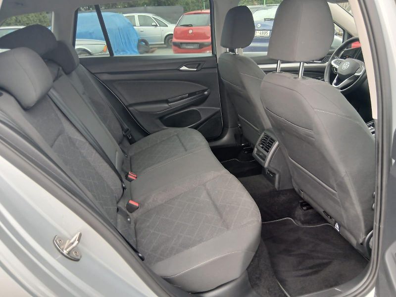 Volkswagen Golf 8, 2.0tdi, automat, ALU 17