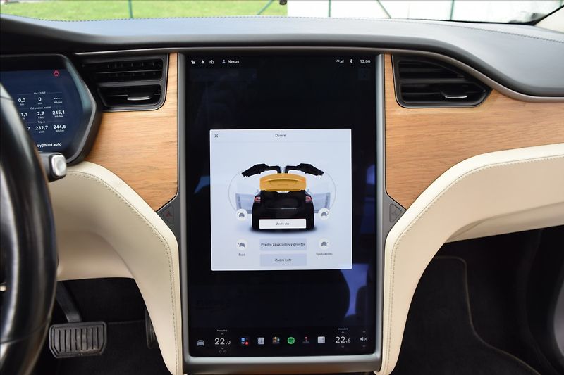 Tesla Model X 100D 4x4 ZÁRUKA TAŽNÉ - fotka 29 z 36
