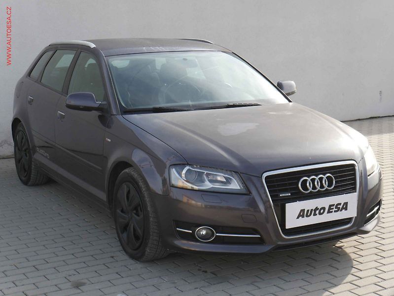 Audi A3 (2012) 2.0TDi quattro, autoAC - fotografie inzerátu