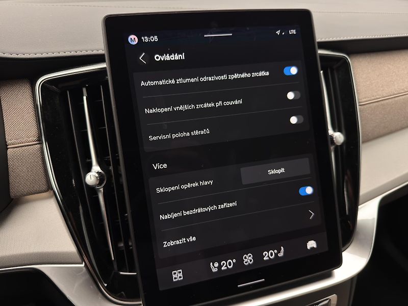 Volvo XC90 B5 AWD CORE CZ REZERVACE - fotka 37 z 44
