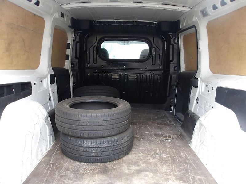 Fiat Dobló cargo 1,4i ČR ! 1.MAJ.! -21%DPH !!! - fotka 21 z 32