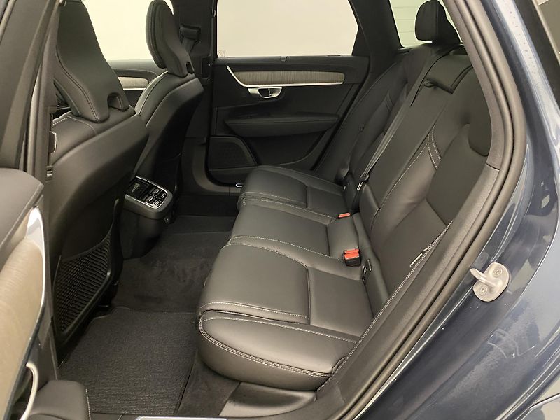 Volvo V90 CC B4 AWD ULTIMATE AUT  - fotka 5 z 62