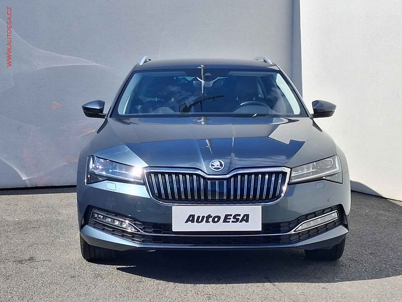 Škoda Superb (2019) 2.0 TDi 4x4, Style, DSG, LED - fotka 2 z 24